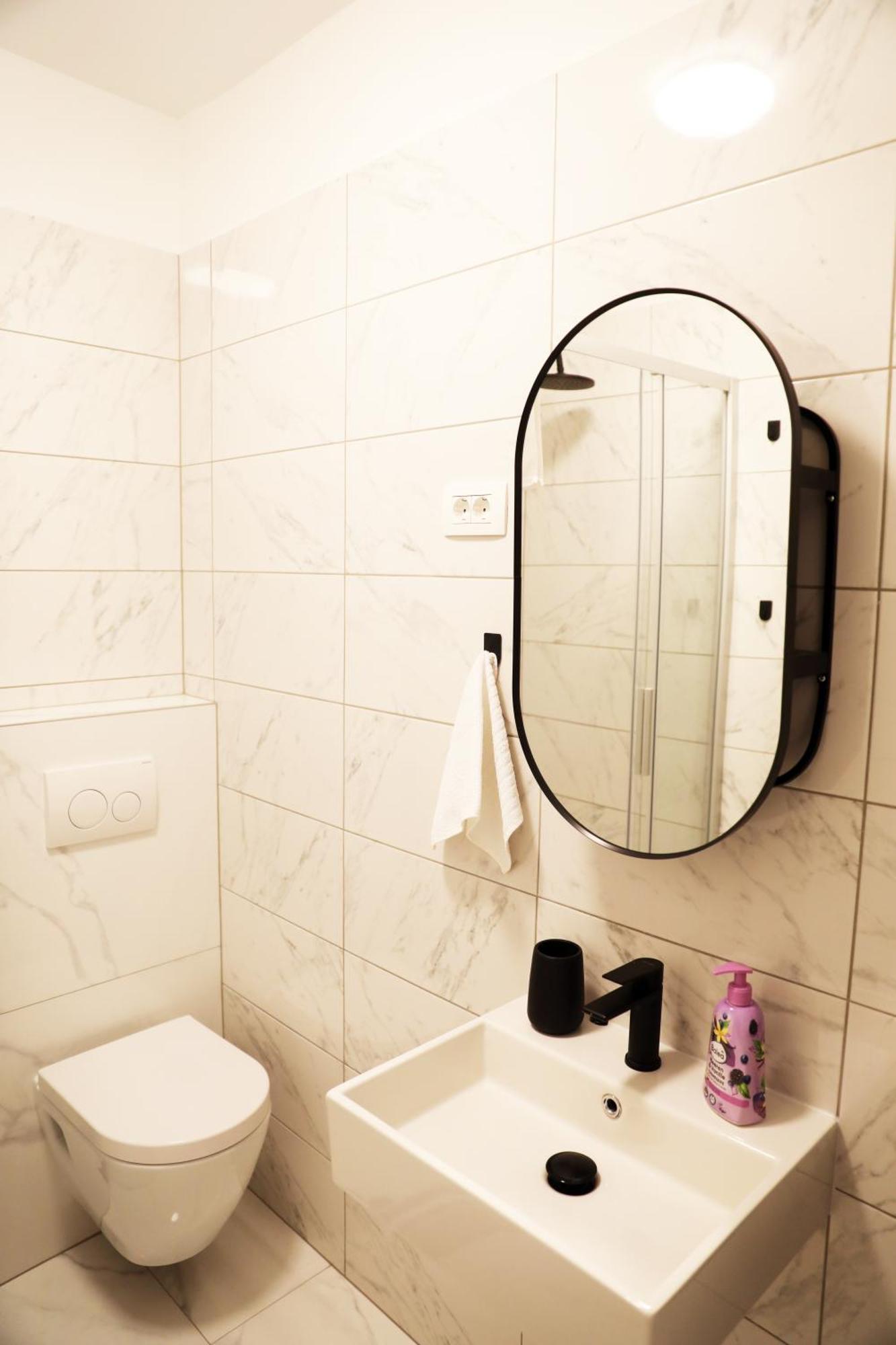 Apartment Fala - Self Check-In 0-24, Fast Wi Fi, City Center Zagabria Esterno foto